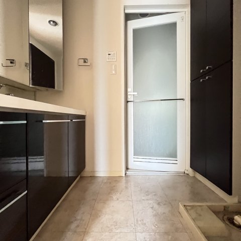 洗面設備　同仕様タイプです