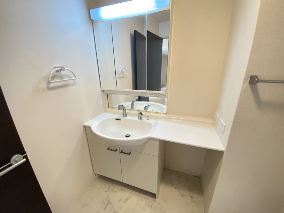 洗面設備　洗面脱衣所です