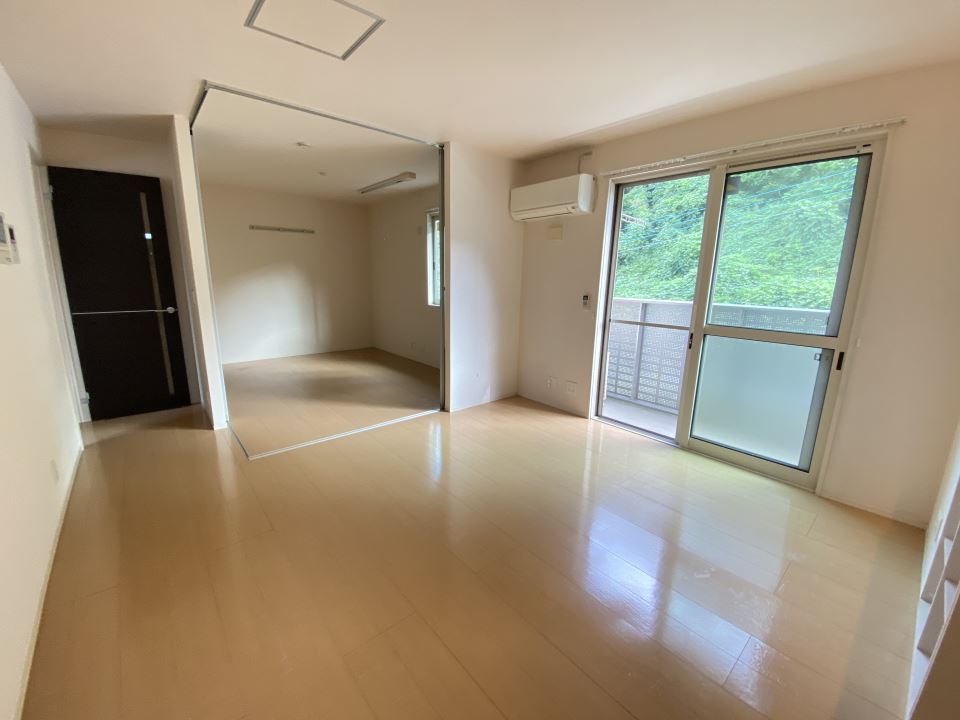 居室・リビング　調理スペース有、対面キッチンです