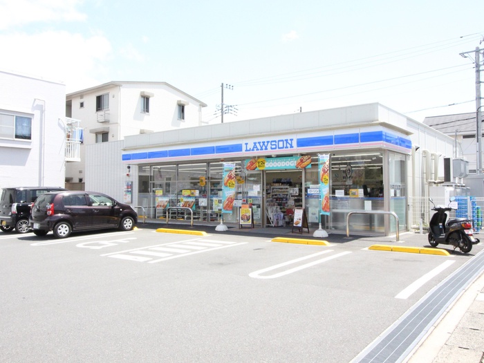 コンビニ　ローソン　泉中田西一丁目店（コンビニ）まで83m