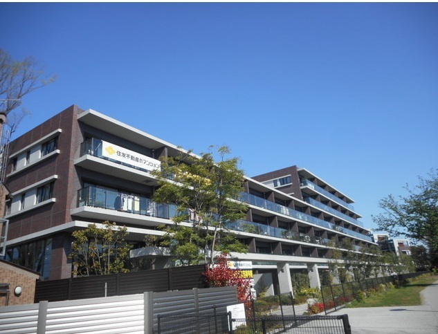 エントランス　外観