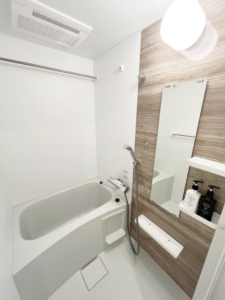 バス・シャワールーム　バルコニー