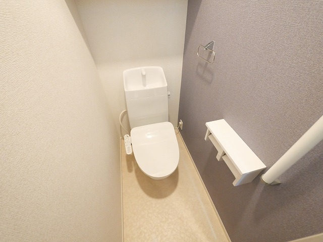 トイレ　ゆったりとした空間のトイレです