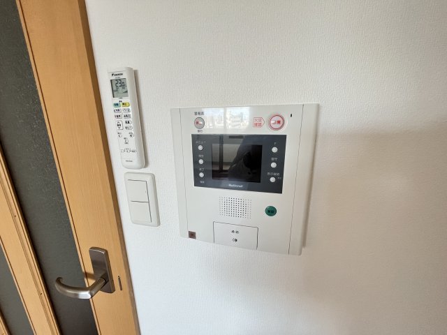 セキュリティ　モニター付きです