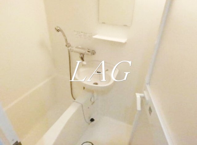 バス・シャワールーム　お風呂です。