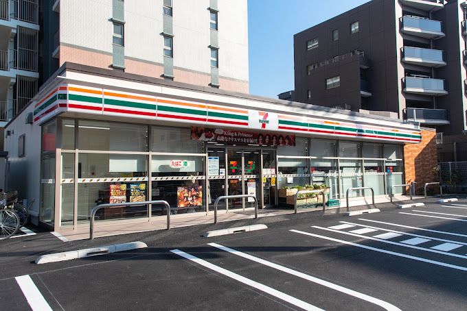 コンビニ　セブンイレブン 江東亀戸7丁目南店（コンビニ）まで119m