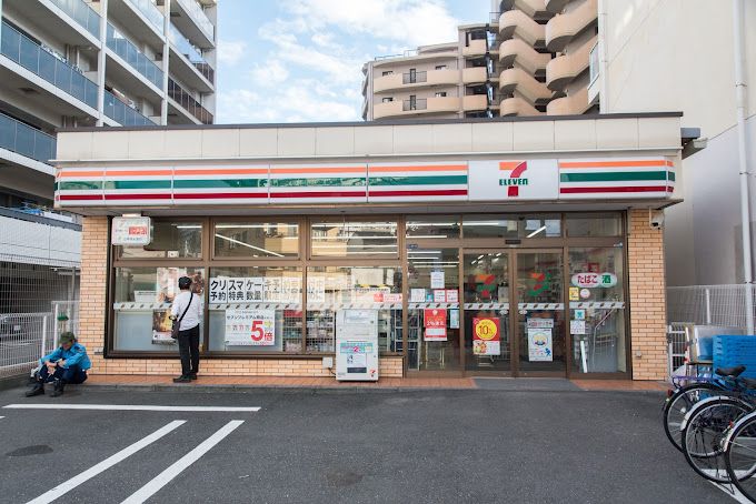 コンビニ　セブンイレブン 江東亀戸7丁目東店（コンビニ）まで161m