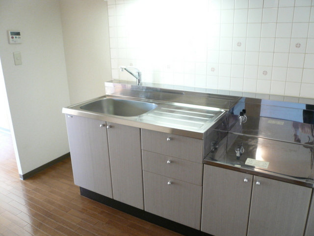 キッチン　【別室参考写真】