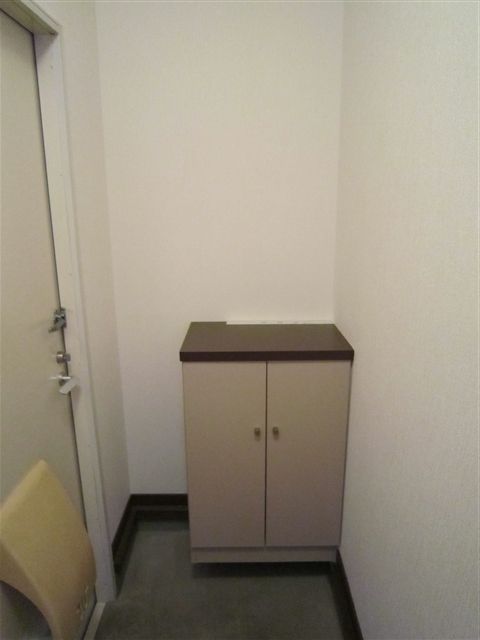 収納　玄関　シューズボックス付き