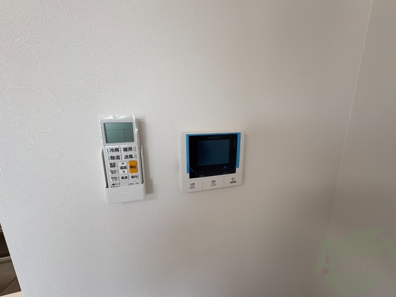 セキュリティ　ＴＶモニター付インターホンです。来客者の顔が見えるので安心！