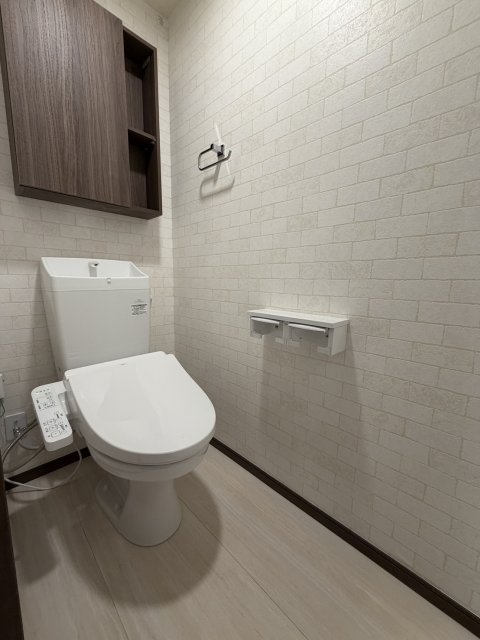 D crest新川Sのトイレ写真