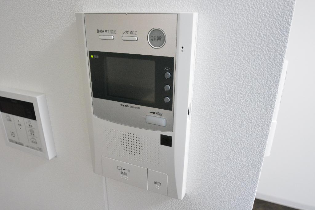 セキュリティ　カメラ付インターホン