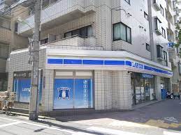 コンビニ　ローソン 大森北八幡通店（コンビニ）まで30m