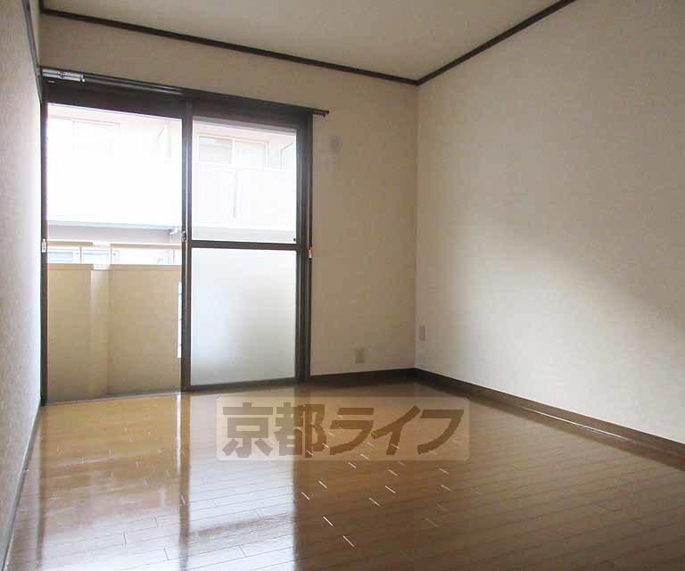 居室・リビング　広いお部屋！