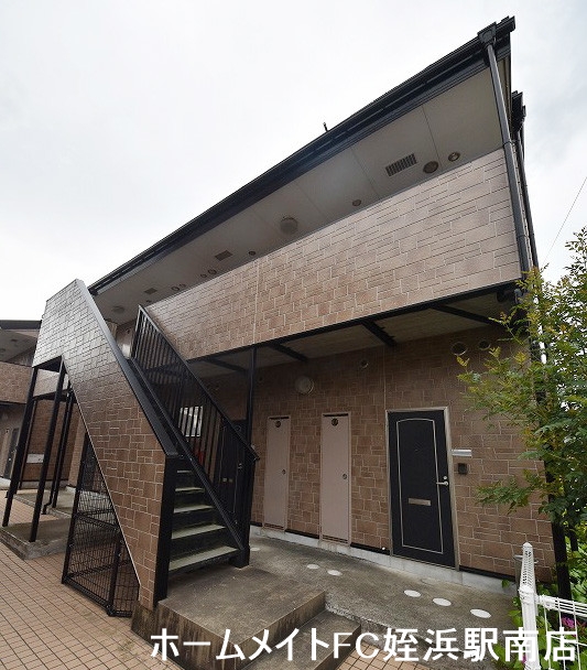 建物外観　★最寄り駅徒歩５分の人気物件！★