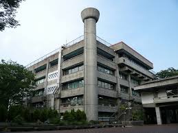 役所　世田谷区役所(本庁)（役所）まで377m