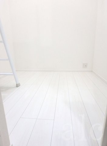 居室・リビング　☆敷金礼金０！ネット無料！ホワイトフローリング施工☆