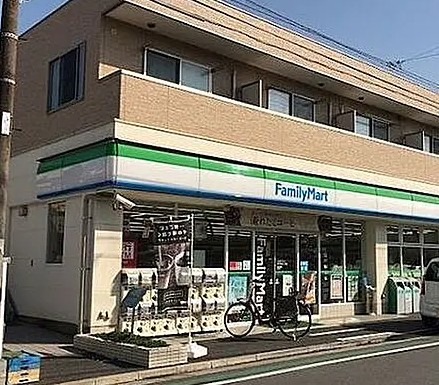 コンビニ　ファミリーマート江戸川松島二丁目店（コンビニ）まで240m