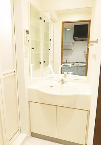 洗面設備　洗面台です。