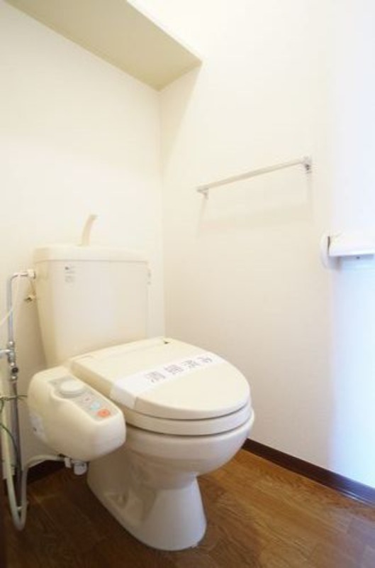 トイレ　図面と現状に相違がある場合には現状を優先