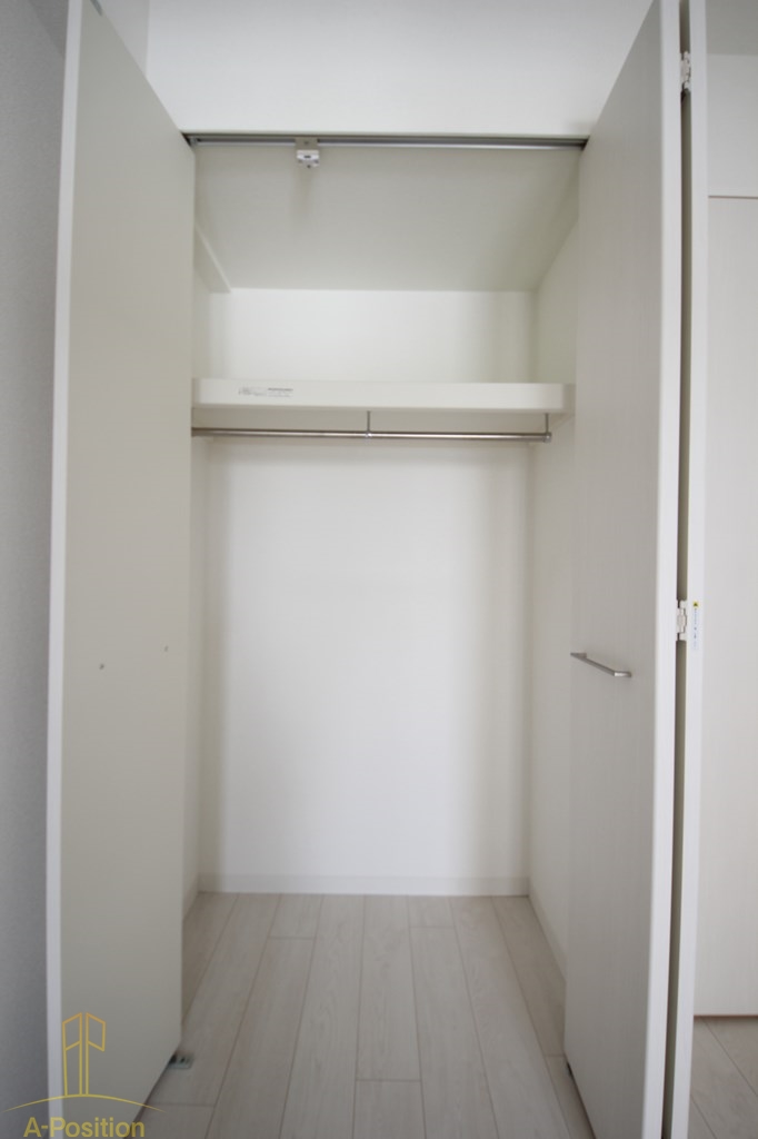 収納　レオンコンフォート大手前ラトゥール