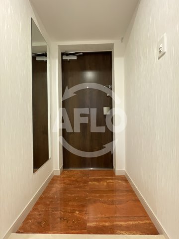 玄関　プレジオ恵美須　玄関