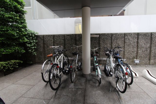 その他共有部分　駐輪場　※参考写真
