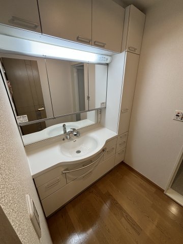 洗面設備　※参考写真