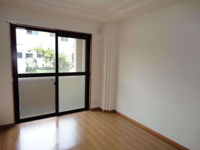 その他部屋・スペース　洋室（左右反転）（イメージ）