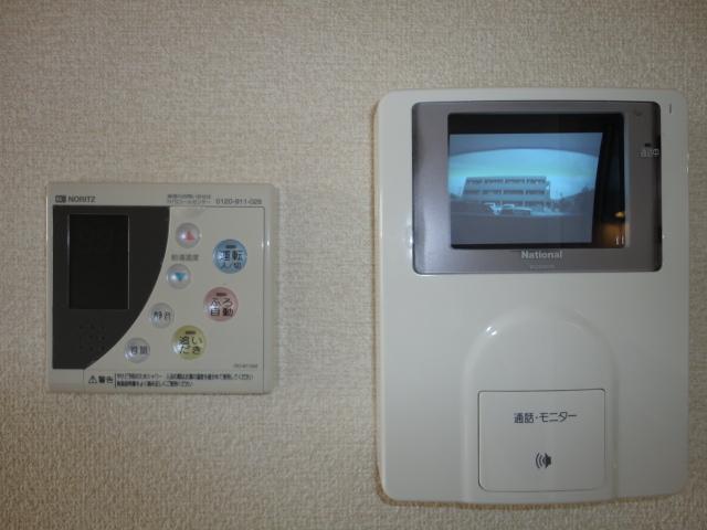 セキュリティ　カメラ付インターホン（イメージ）