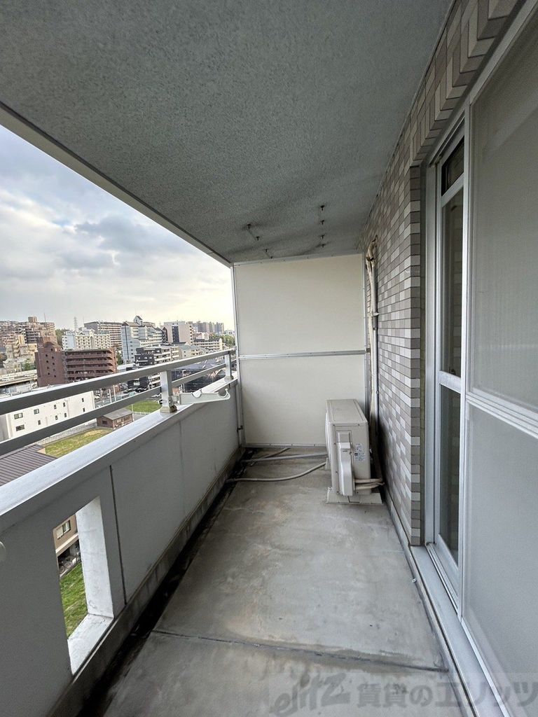 バルコニー　バルコニー