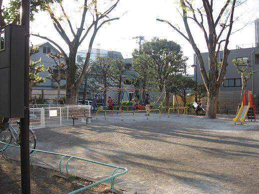 公園　南台公園（公園）まで714m