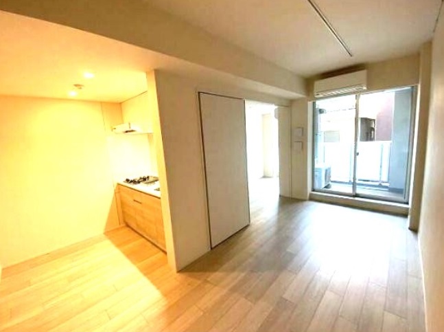 居室・リビング　☆明るいリビング☆