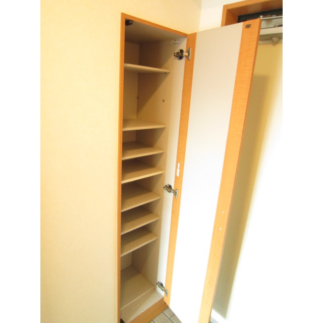 収納　収納も充実のシューズボックスです！