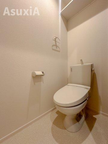 トイレ　別タイプのお部屋の写真です