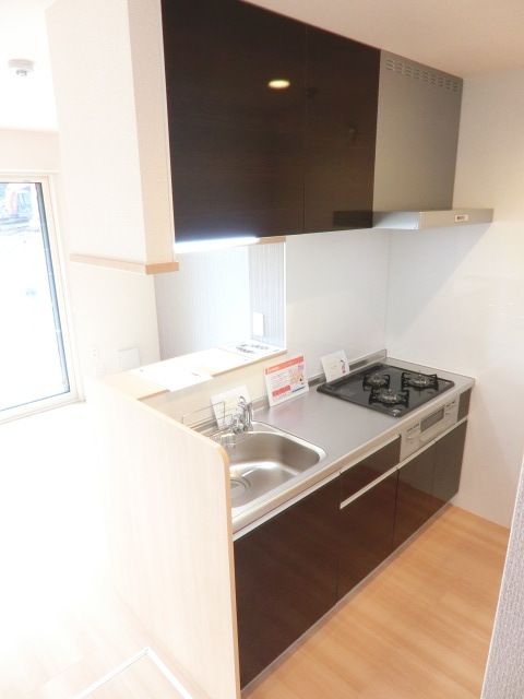 キッチン　人気のカウンターキッチンです。