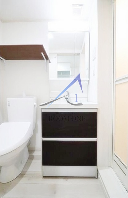 洗面設備　洗面台です。