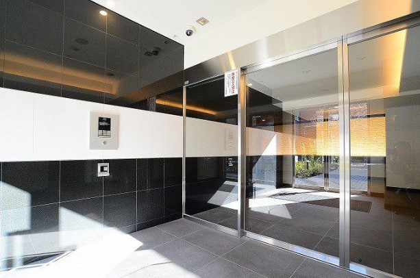 エントランス　エントランス