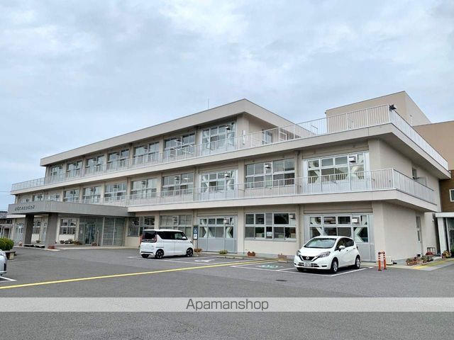 ドラックストア　スギドラッグ　能登川店（ドラッグストア）まで400m