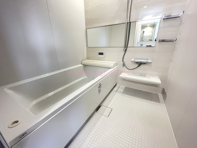 バス・シャワールーム　同施工例