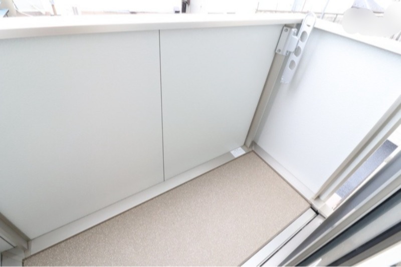 バルコニー　図面と現状に相違がある場合には現状を優先