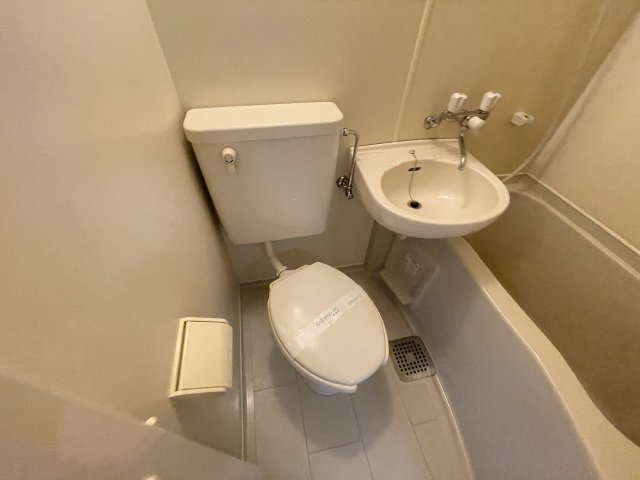 トイレ　トイレもきれいです