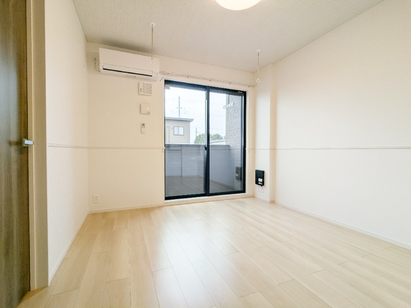 居室・リビング　図面と現状に相違がある場合には現状を優先