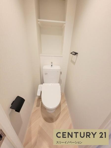 トイレ　★温水洗浄暖房便座付き★