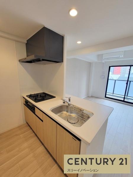 キッチン　★３口ガスコンロ★