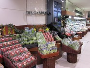 スーパー　ザ・ガーデン自由が丘　中村橋店（スーパー）まで489m