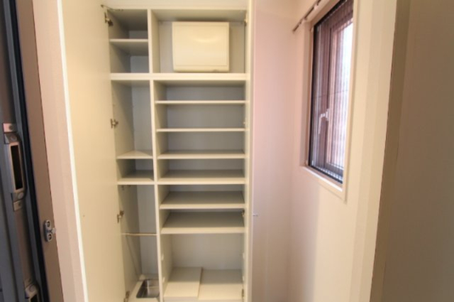 玄関　参考写真