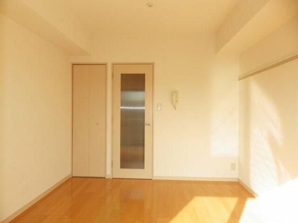 居室・リビング　☆明るい居室☆