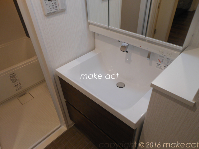 洗面設備　■室内参考写真