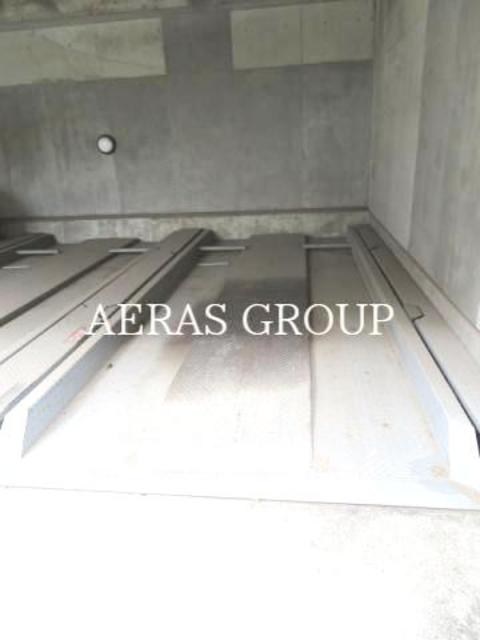 駐車場　敷地内駐車場